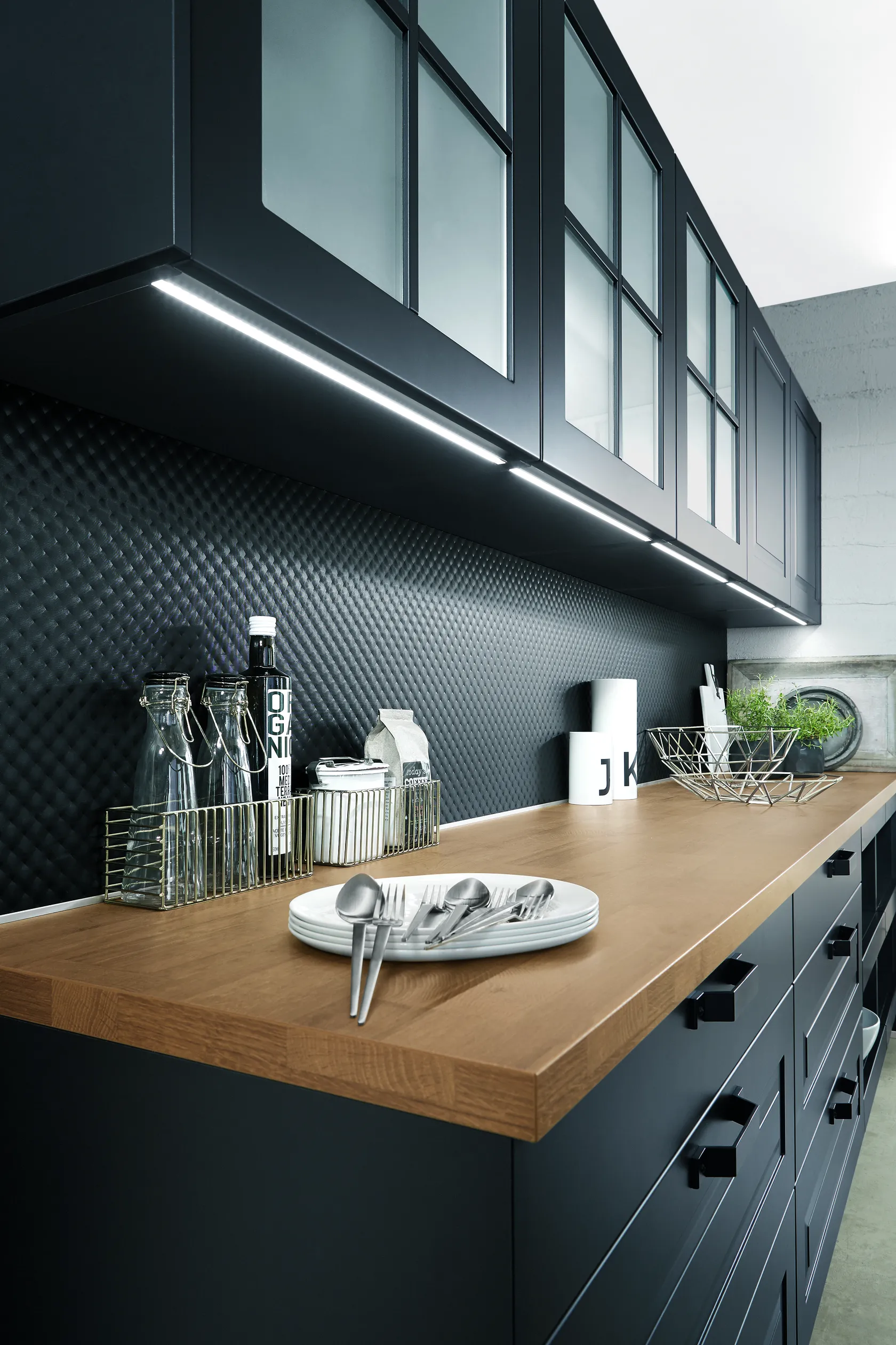 Kutchenhaus Sylt Lacquer, Honed Black 3